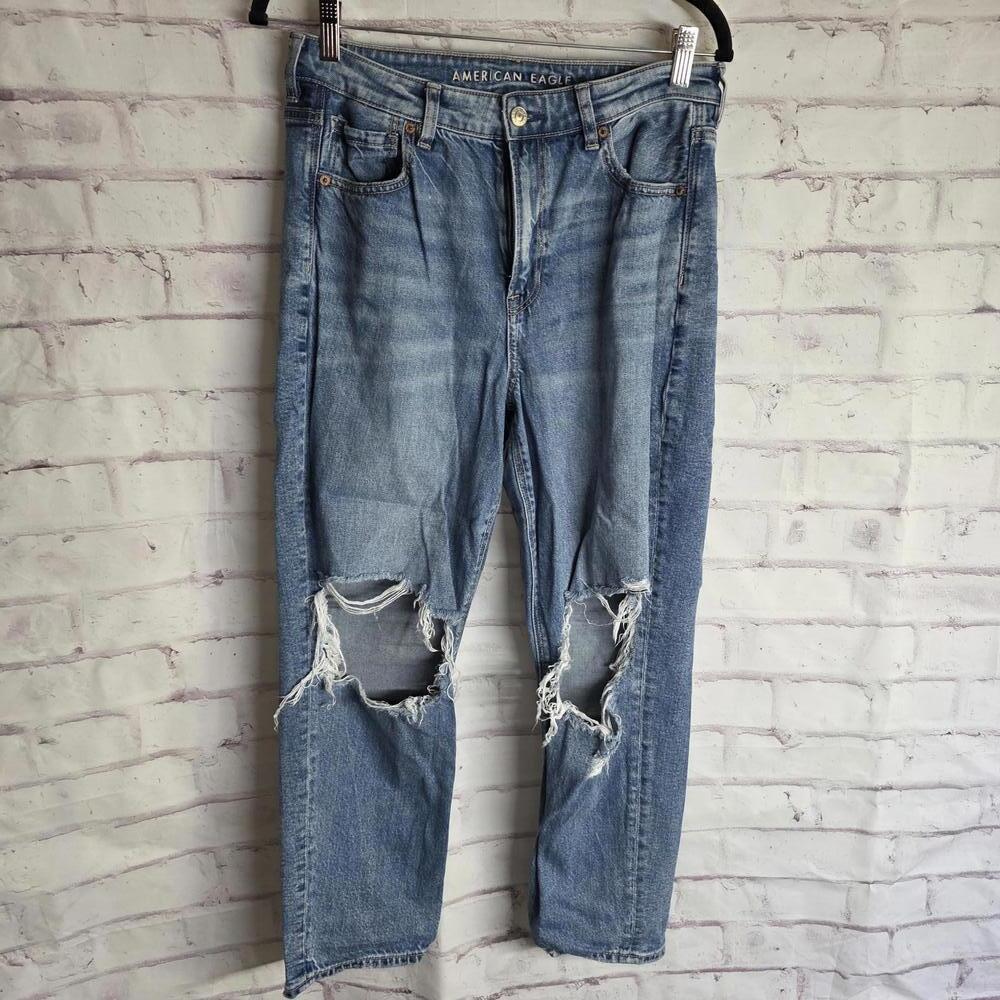 American Eagle Medium Wash Jeans